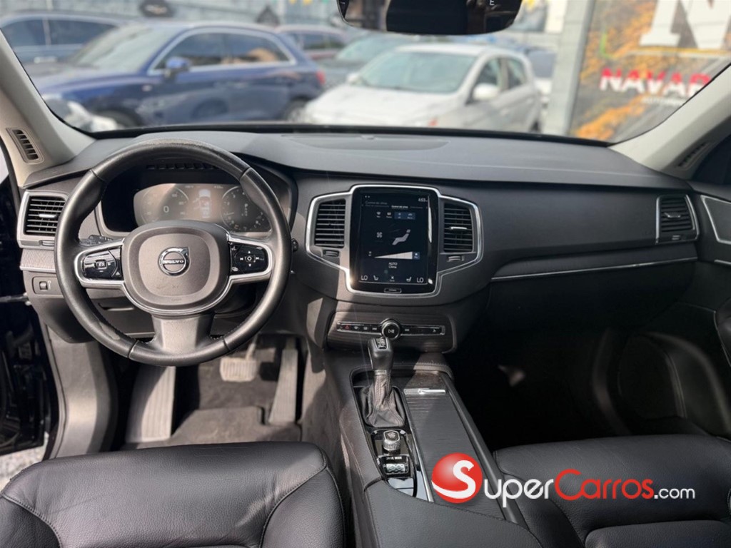 2020 Volvo XC90 Momentum T6 — foto 4 / 12