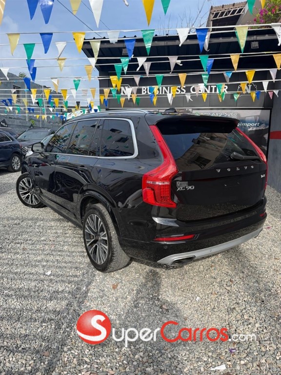 2020 Volvo XC90 Momentum T6 — foto 12 / 12