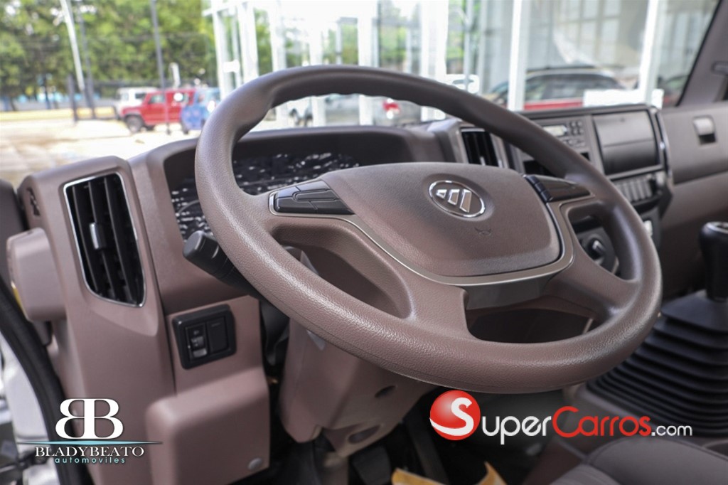 2026 Foton Aumark — foto 2 / 11
