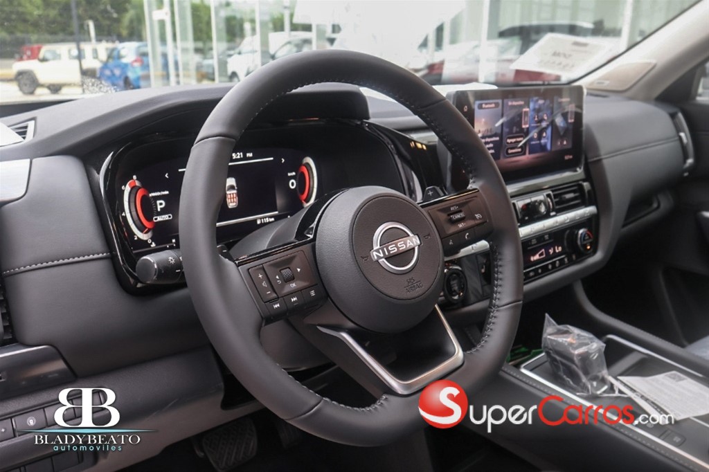 2027 Nissan Pathfinder Advance — foto 2 / 12