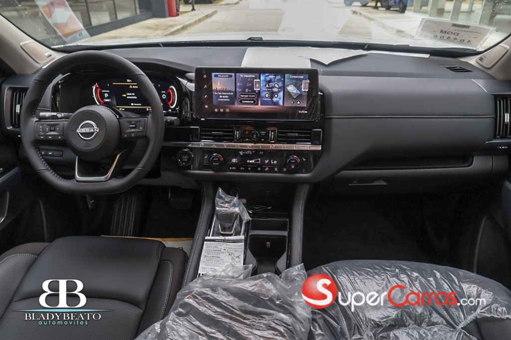 2027 Nissan Pathfinder Advance — foto 9 / 12