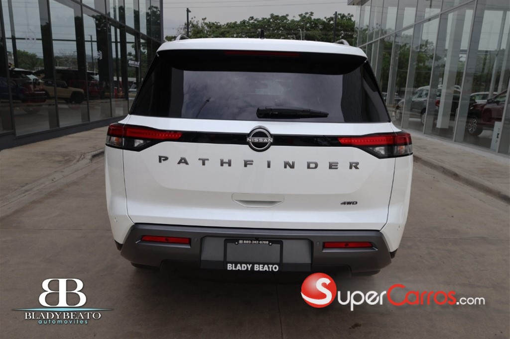 2027 Nissan Pathfinder Advance — foto 12 / 12