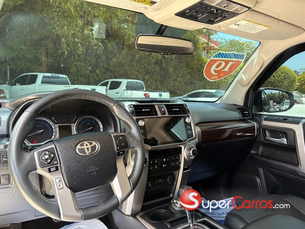 2019 Toyota 4 Runner Limited — foto 7 / 8