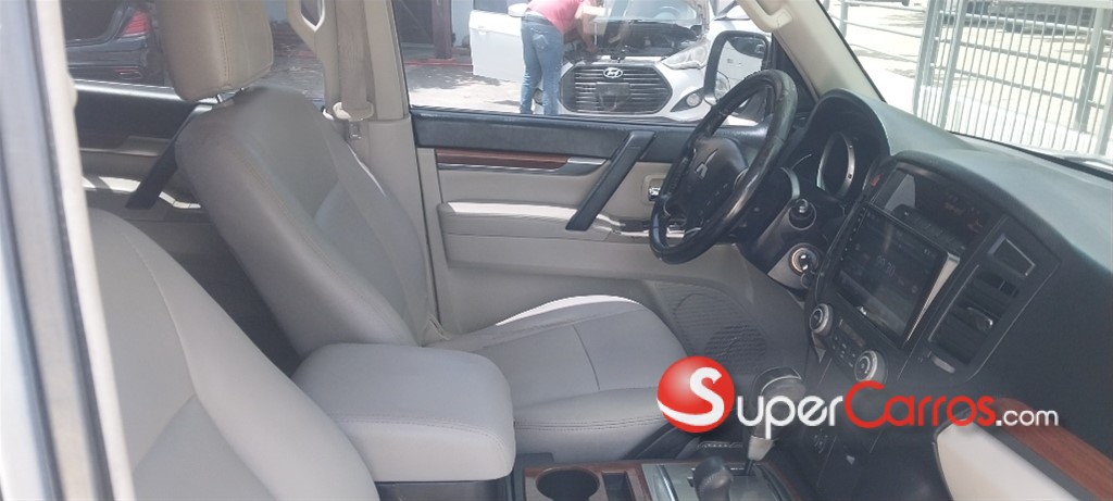 2008 Mitsubishi Motors Montero — foto 4 / 12