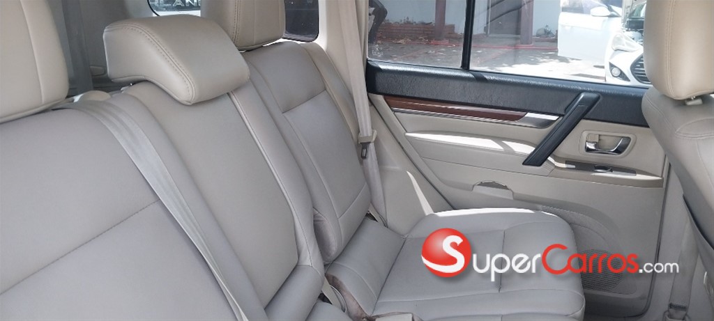2008 Mitsubishi Motors Montero — foto 8 / 12