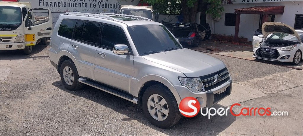 2008 Mitsubishi Motors Montero — foto 9 / 12