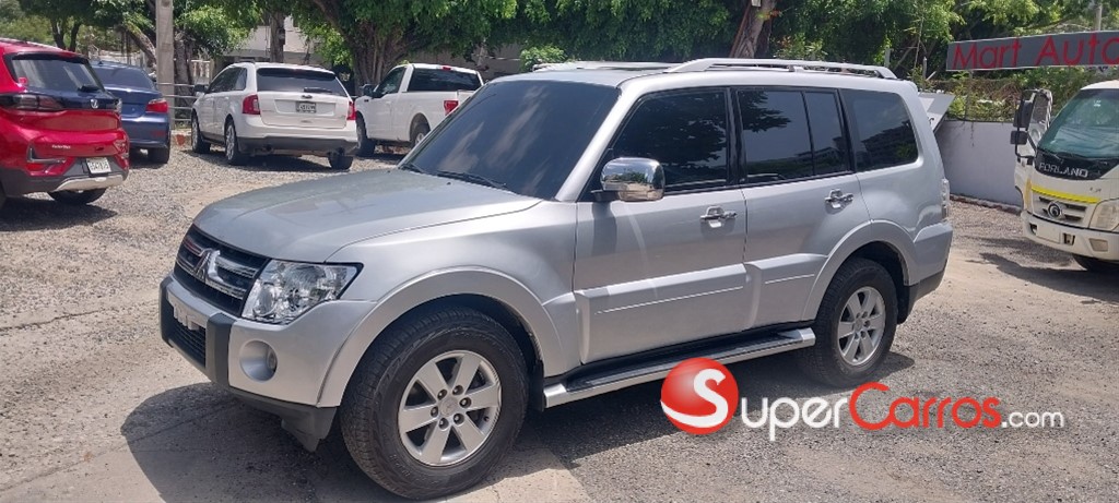 2008 Mitsubishi Motors Montero — foto 10 / 12