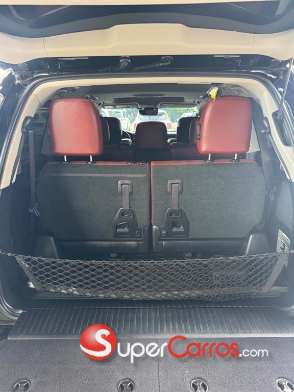 2016 Lexus LX 570 — foto 7 / 11