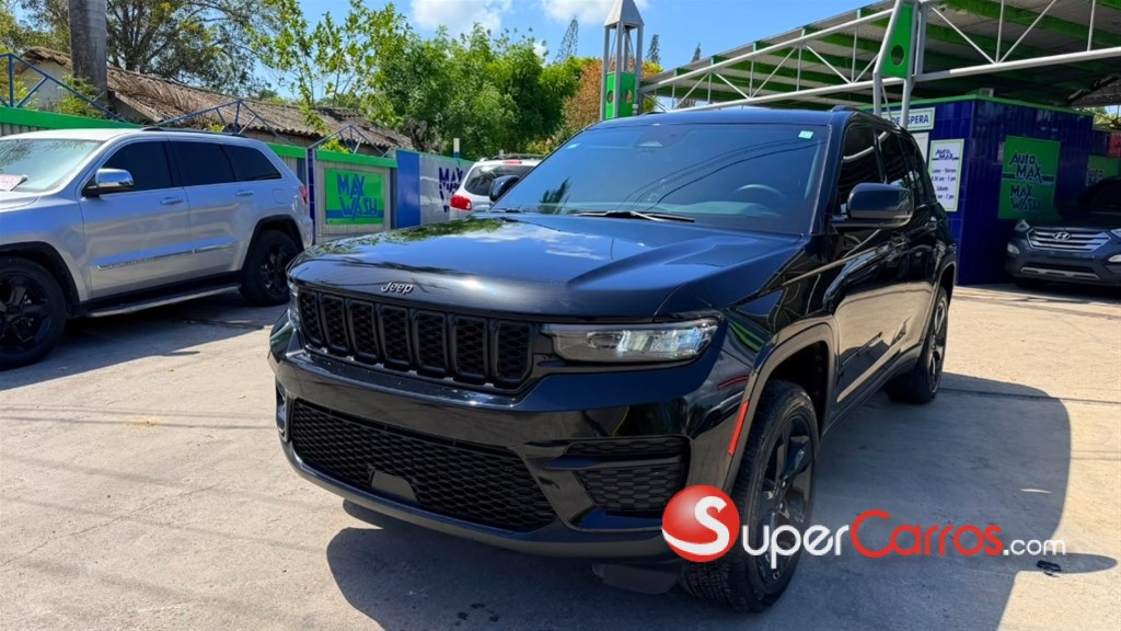 2024 Jeep Grand Cherokee Altitude — foto 3 / 12