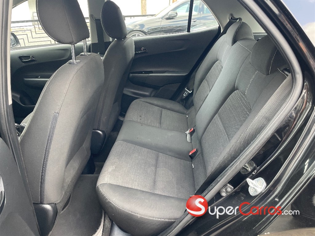 2023 Kia Picanto L X — foto 7 / 10