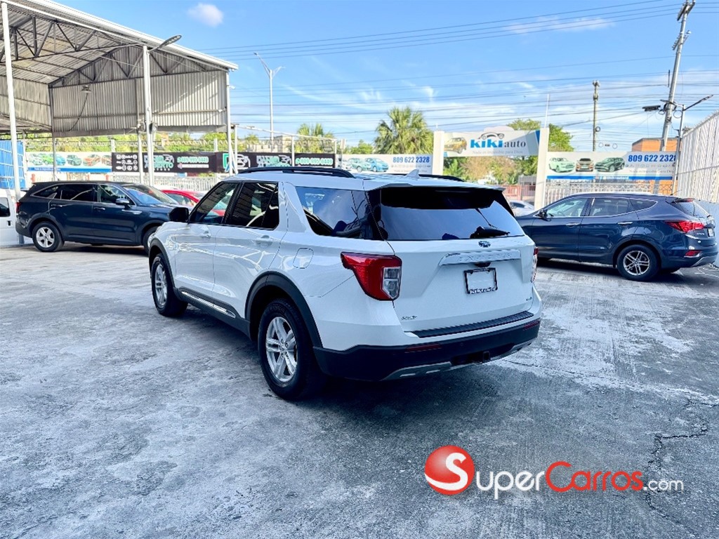 2020 Ford Explorer XLT 4WD — foto 4 / 12