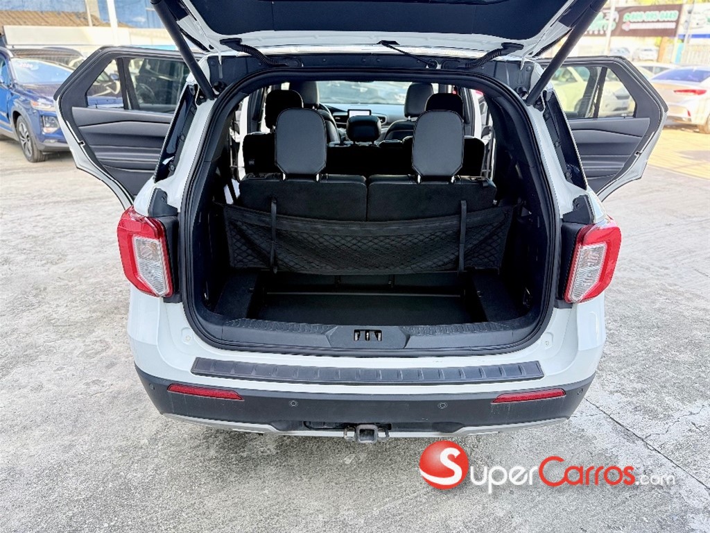 2020 Ford Explorer XLT 4WD — foto 11 / 12