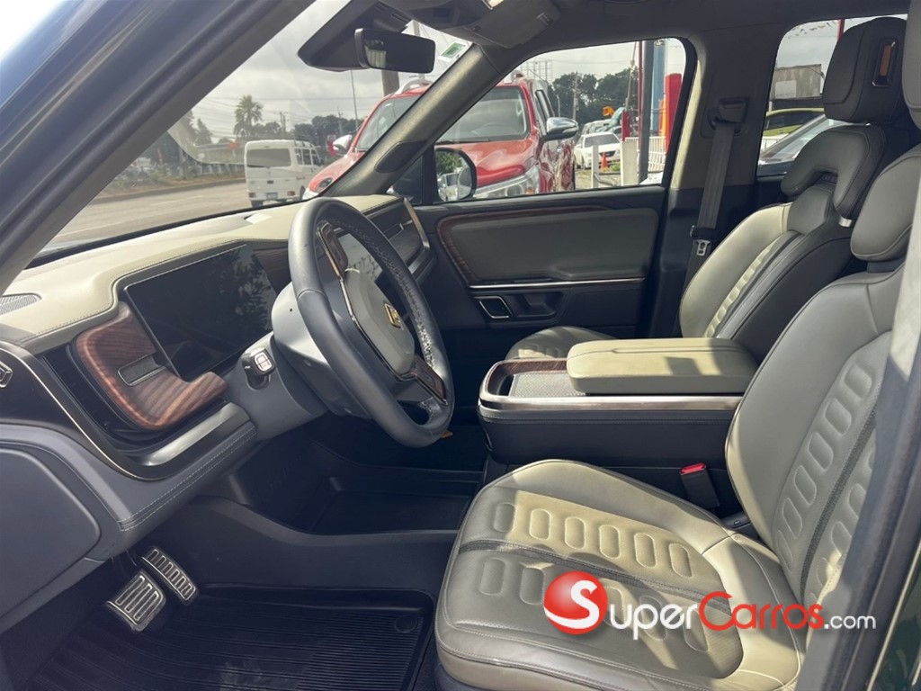 2023 Rivian R1S — foto 5 / 12