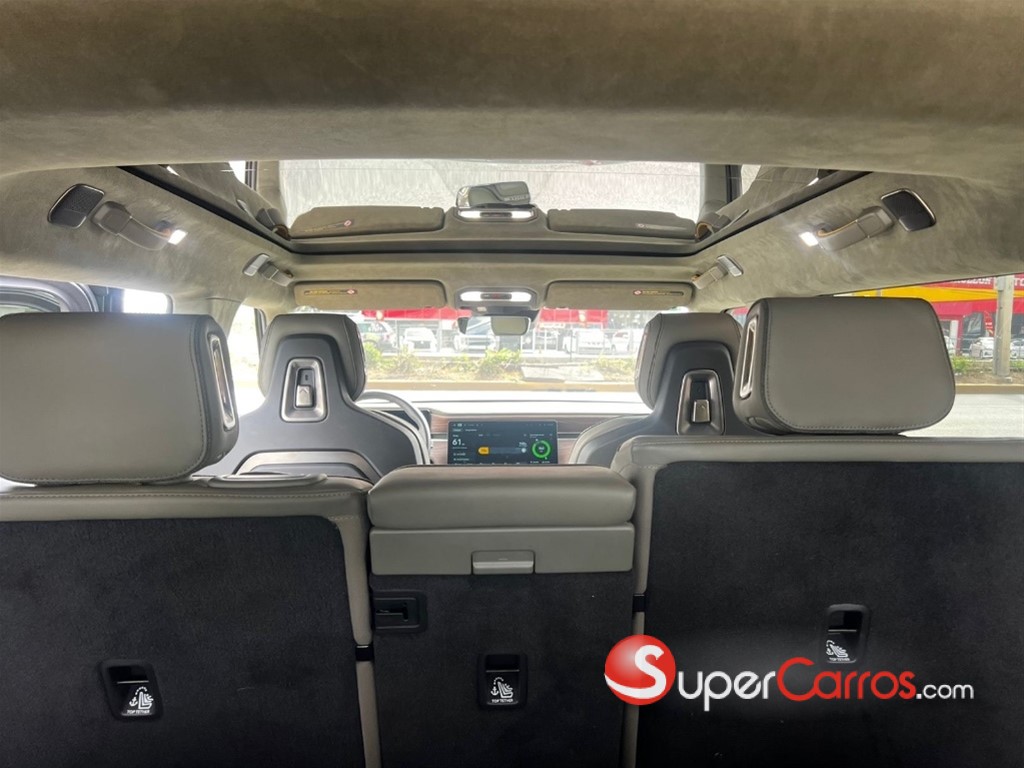 2023 Rivian R1S — foto 12 / 12