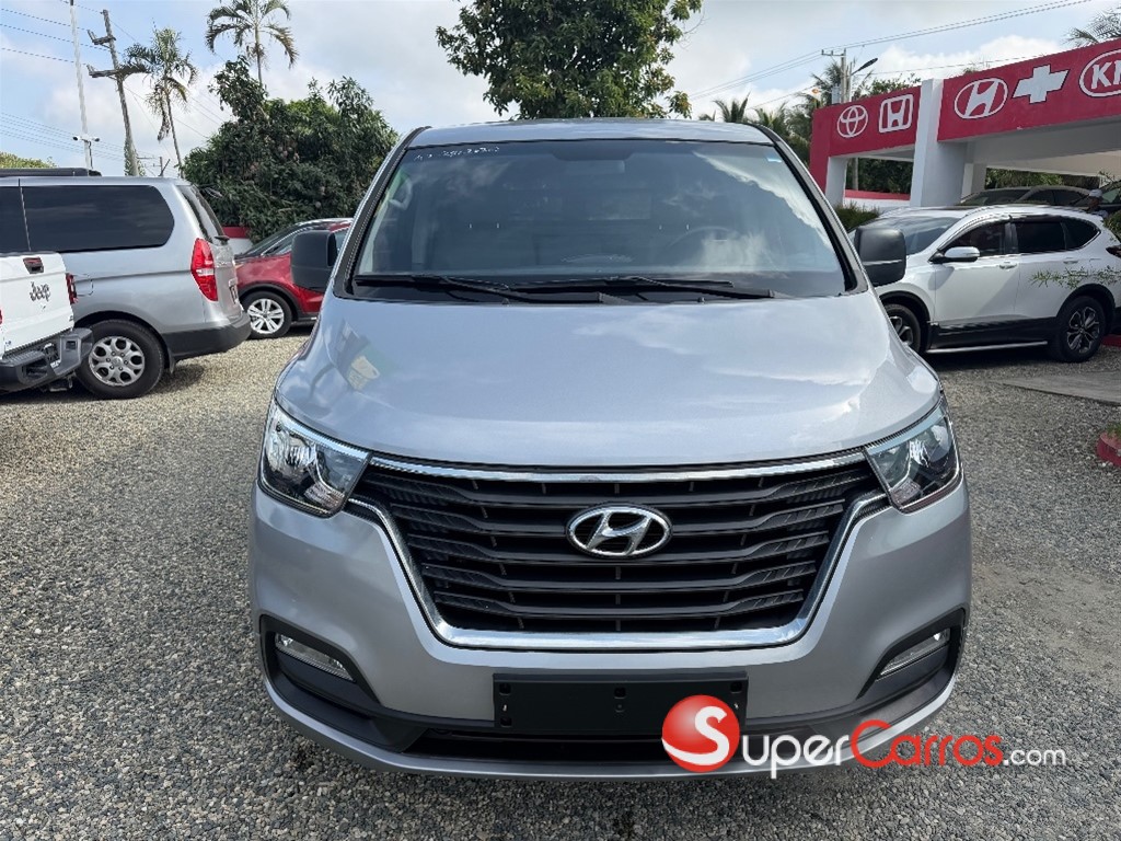 2020 Hyundai Grand Starex — foto 2 / 9