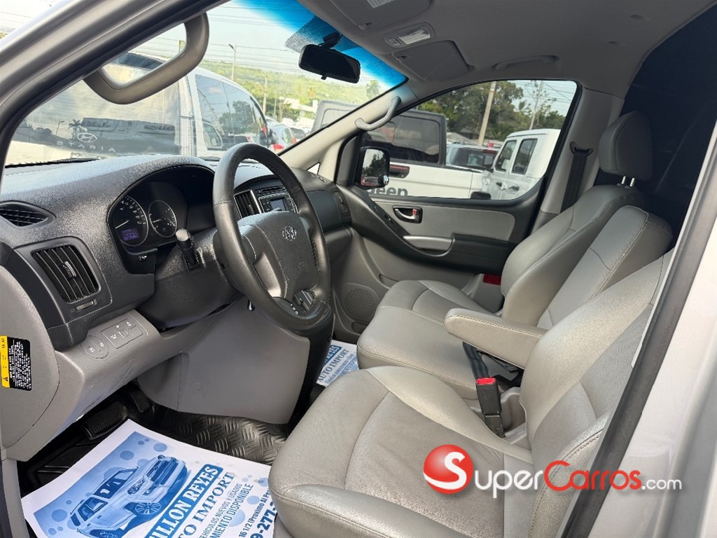 2020 Hyundai Grand Starex — foto 7 / 9