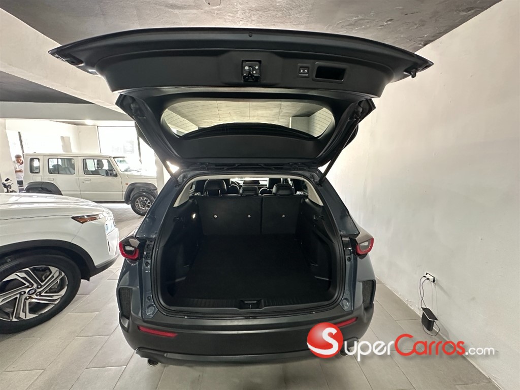 2025 Mazda CX-50 — foto 7 / 12