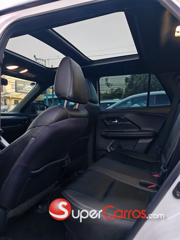2024 Toyota Yaris Cross Full — foto 5 / 6
