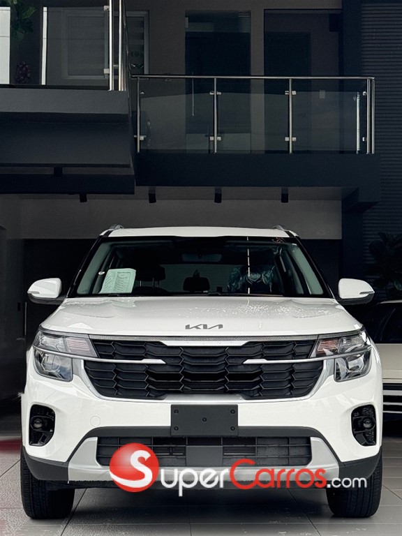 2027 Kia Seltos LX — foto 2 / 10
