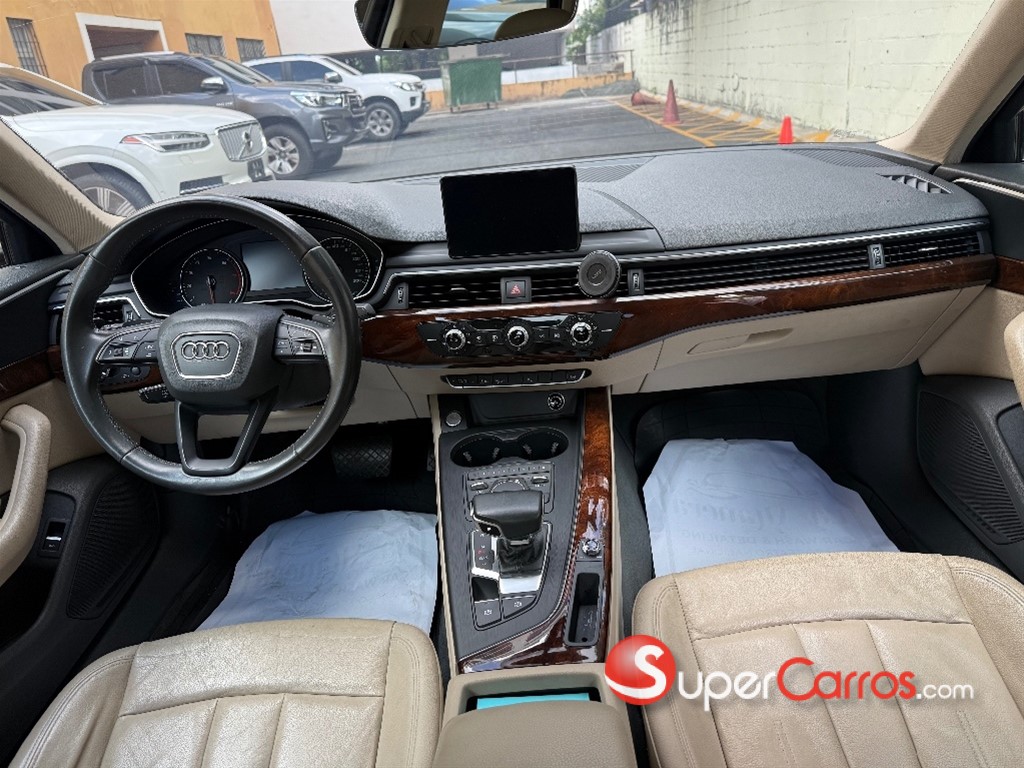 2017 Audi A4 — foto 10 / 12