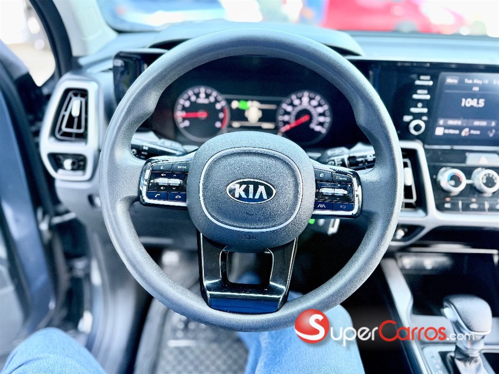 2021 Kia Sorento LX — foto 9 / 12