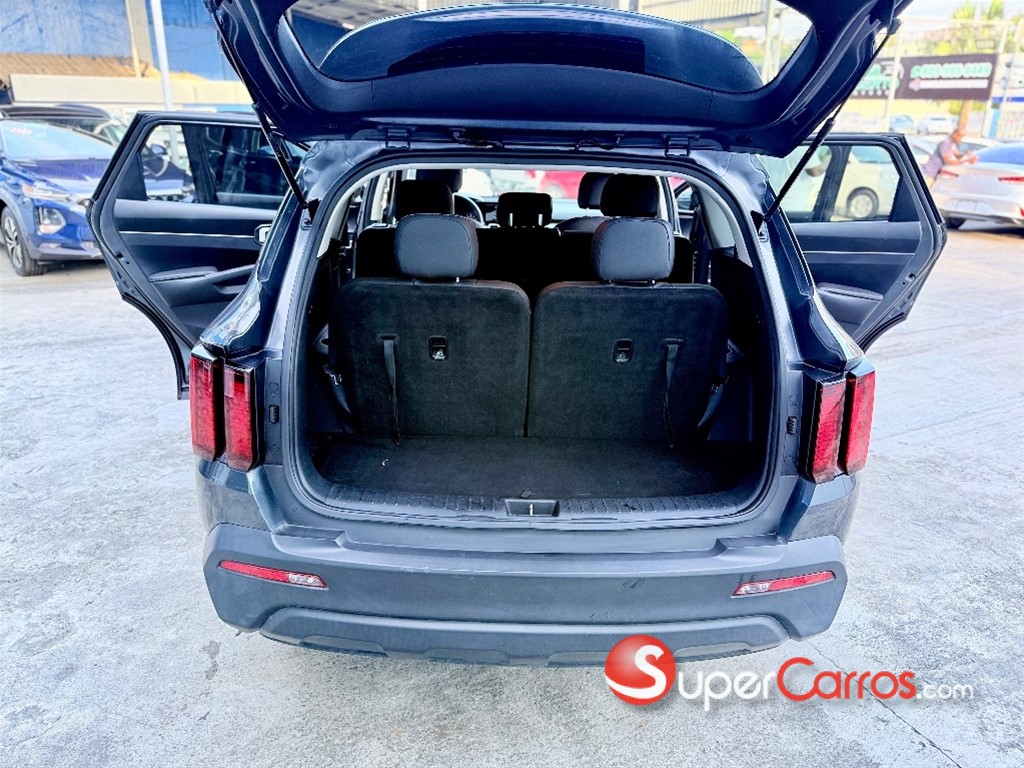 2021 Kia Sorento LX — foto 11 / 12