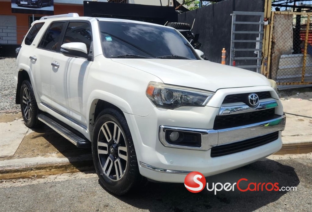 2014 Toyota 4 Runner — foto 2 / 8