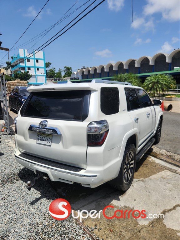 2014 Toyota 4 Runner — foto 3 / 8