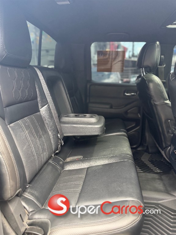2022 Nissan Frontier Pro-4X — foto 8 / 11
