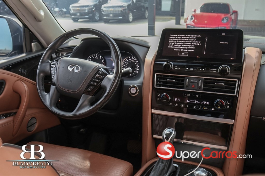 2023 Infiniti QX-80 — foto 7 / 12