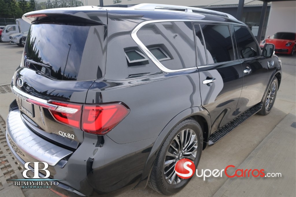2023 Infiniti QX-80 — foto 11 / 12