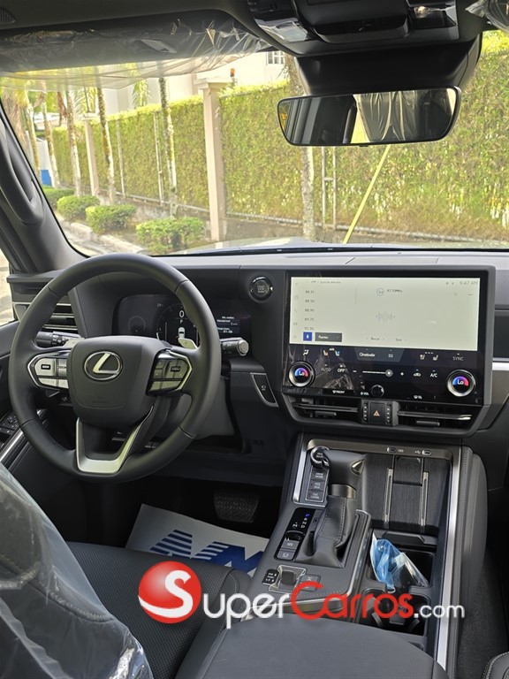 2026 Lexus GX 550 Overtrail Plus — foto 7 / 8