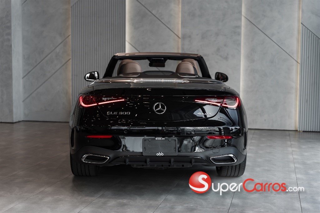 2026 Mercedes-Benz Clase CLE 300 4Matic Cabriolet — foto 7 / 12
