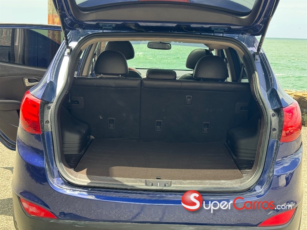 2012 Hyundai Tucson LIMITED — foto 9 / 11