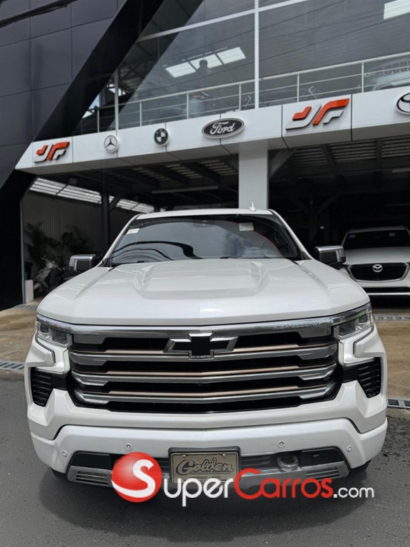 2022 Chevrolet Silverado High Country Duramax — foto 2 / 10