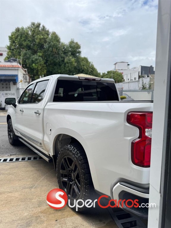 2022 Chevrolet Silverado High Country Duramax — foto 5 / 10