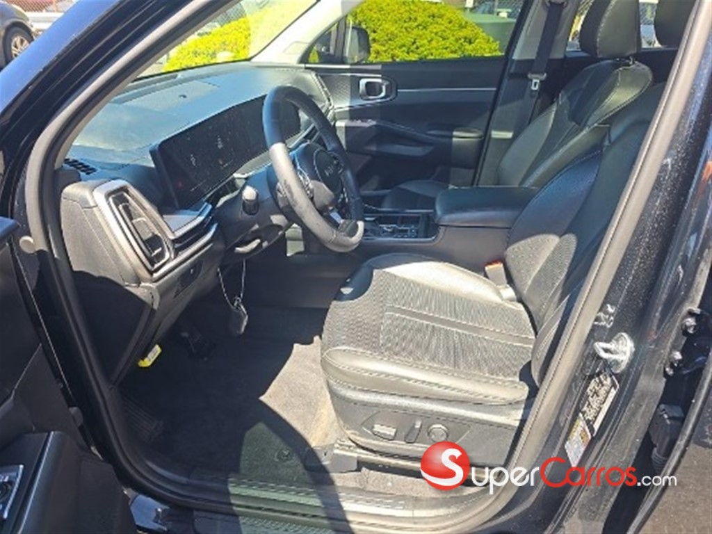 2024 Kia Sorento S — foto 6 / 12