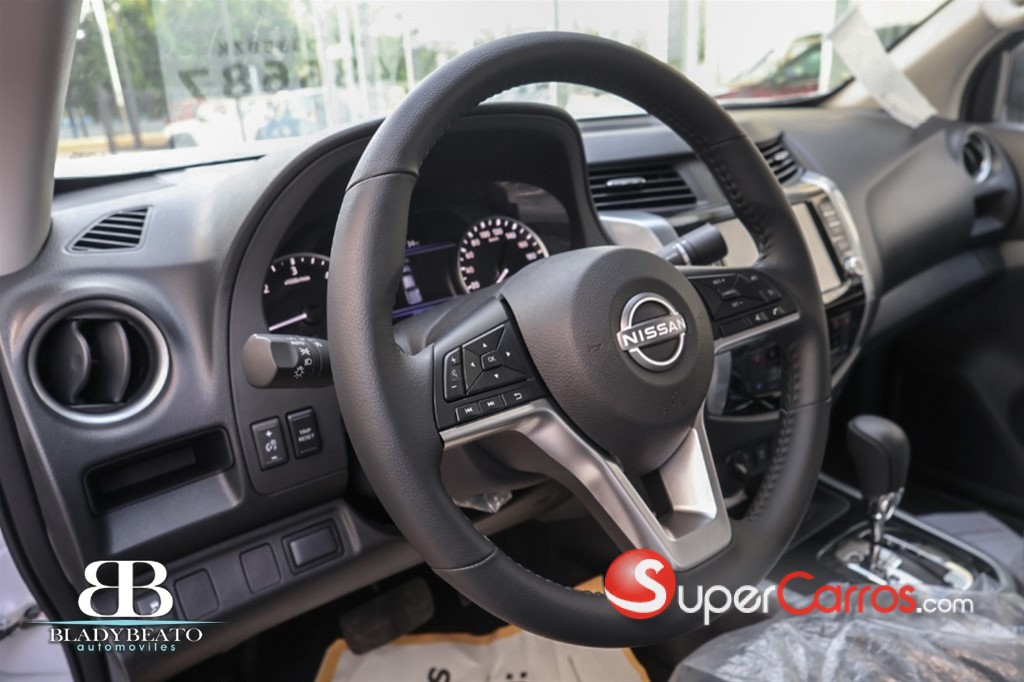 2027 Nissan Frontier LE — foto 4 / 12