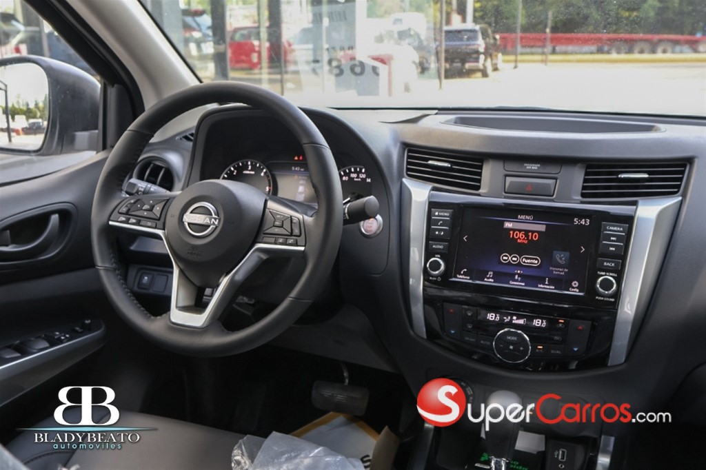 2027 Nissan Frontier LE — foto 7 / 12
