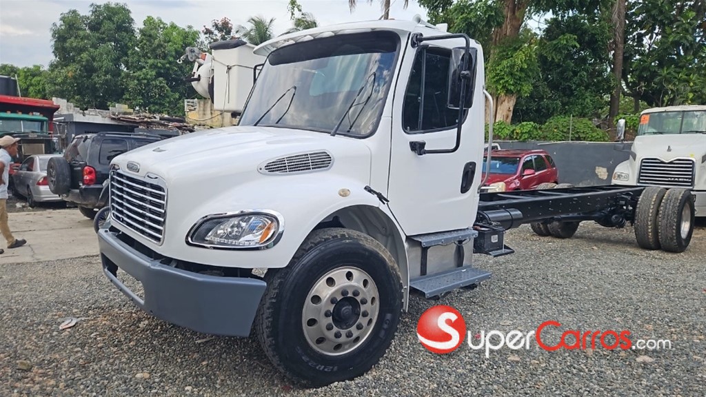 2012 Freightliner M2
