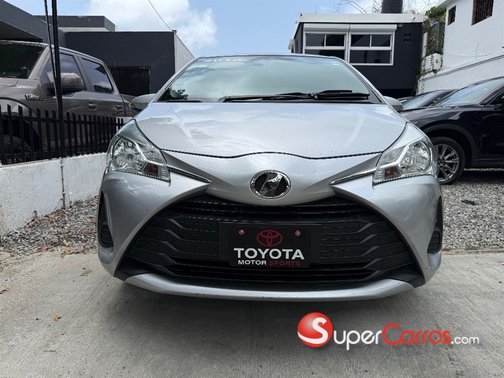 2018 Toyota VITZ — foto 2 / 11