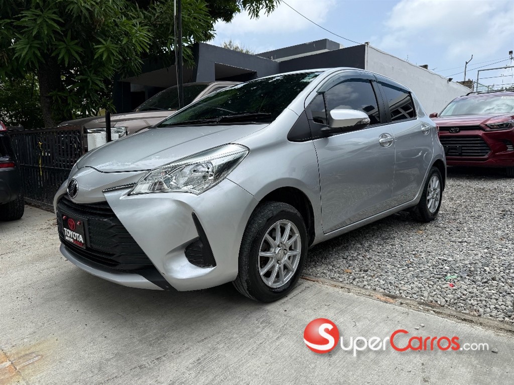 2018 Toyota VITZ — foto 3 / 11