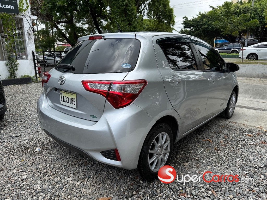 2018 Toyota VITZ — foto 6 / 11