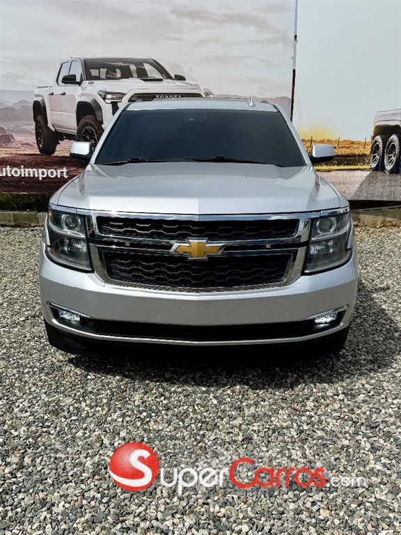 2020 Chevrolet Suburban — foto 2 / 10