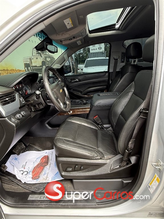 2020 Chevrolet Suburban — foto 6 / 10