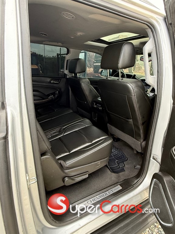 2020 Chevrolet Suburban — foto 8 / 10