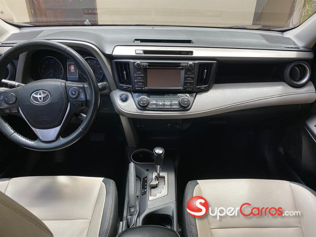 2018 Toyota RAV4 XLE — foto 9 / 12