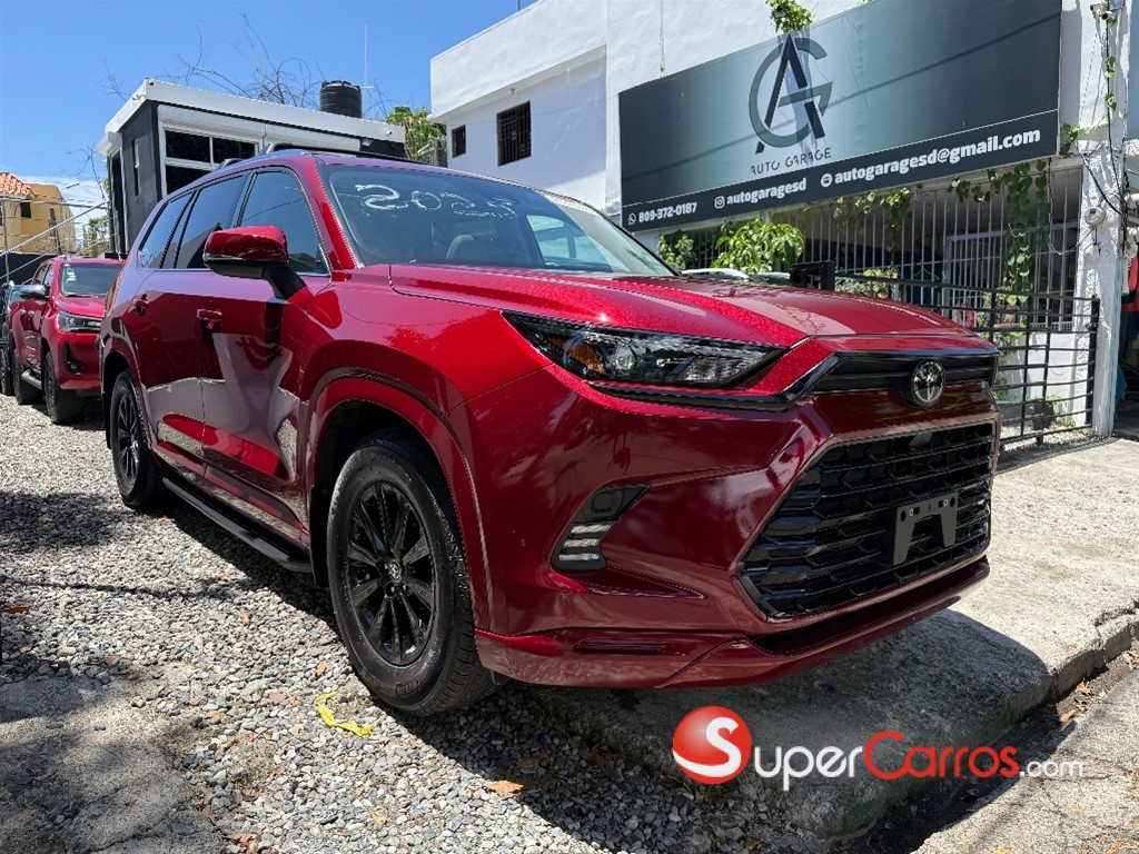 2025 Toyota Grand Highlander XLE