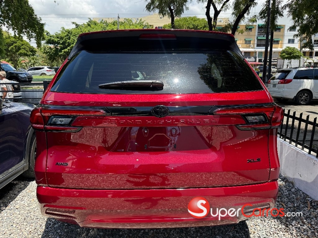 2025 Toyota Grand Highlander XLE — foto 4 / 12