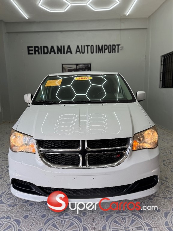 2016 Dodge Grand Caravan — foto 2 / 6